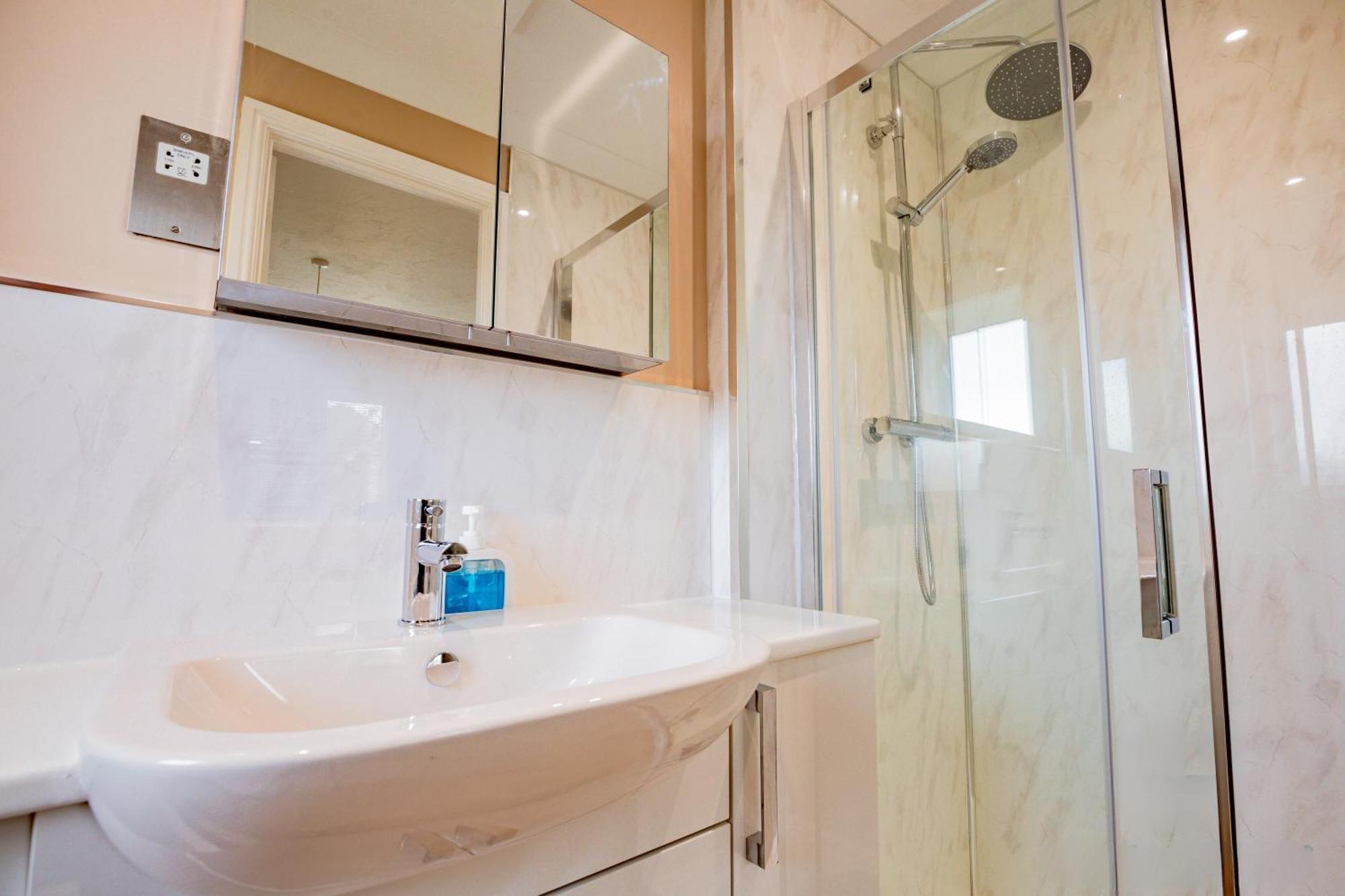 Host & Stay - Pirie Avenue Worcester Eksteriør billede
